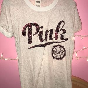 Pink tee shirt